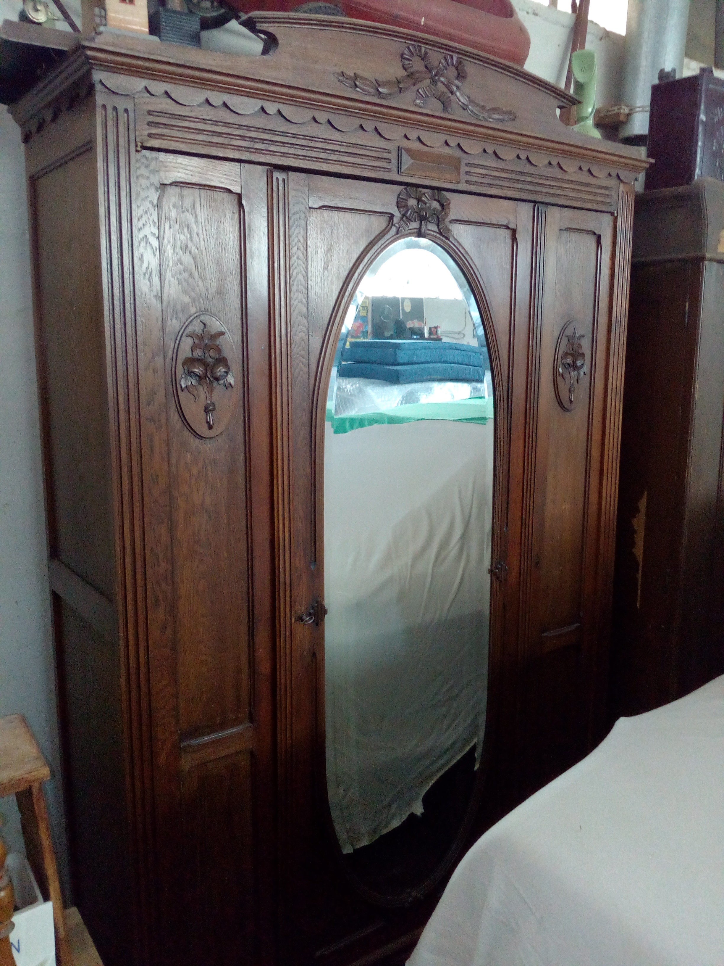 org. Jugendstilschrank , massiv Eiche, komplett zerlegbar  520,00 €